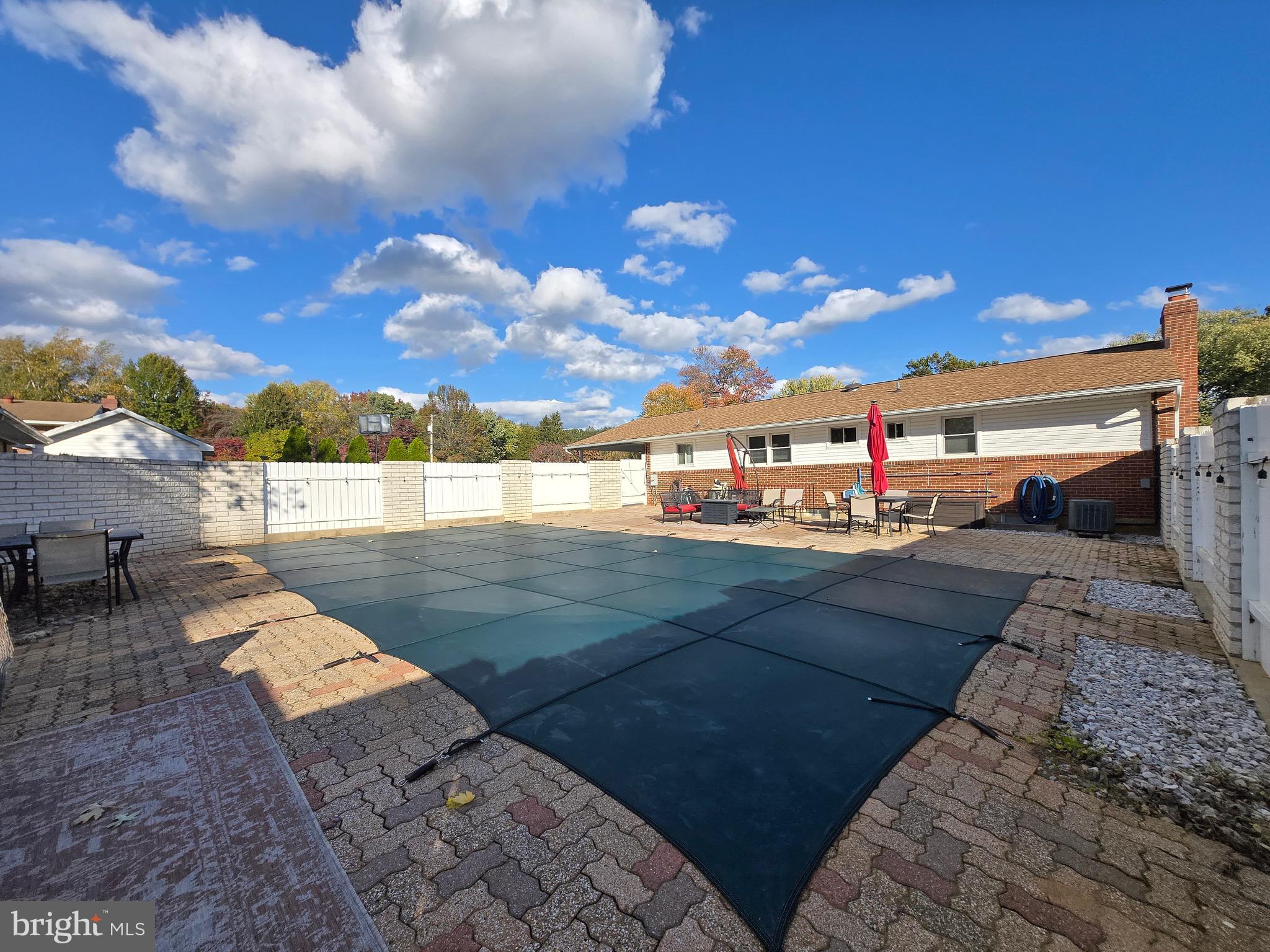 HAMMOND PARK - Residential