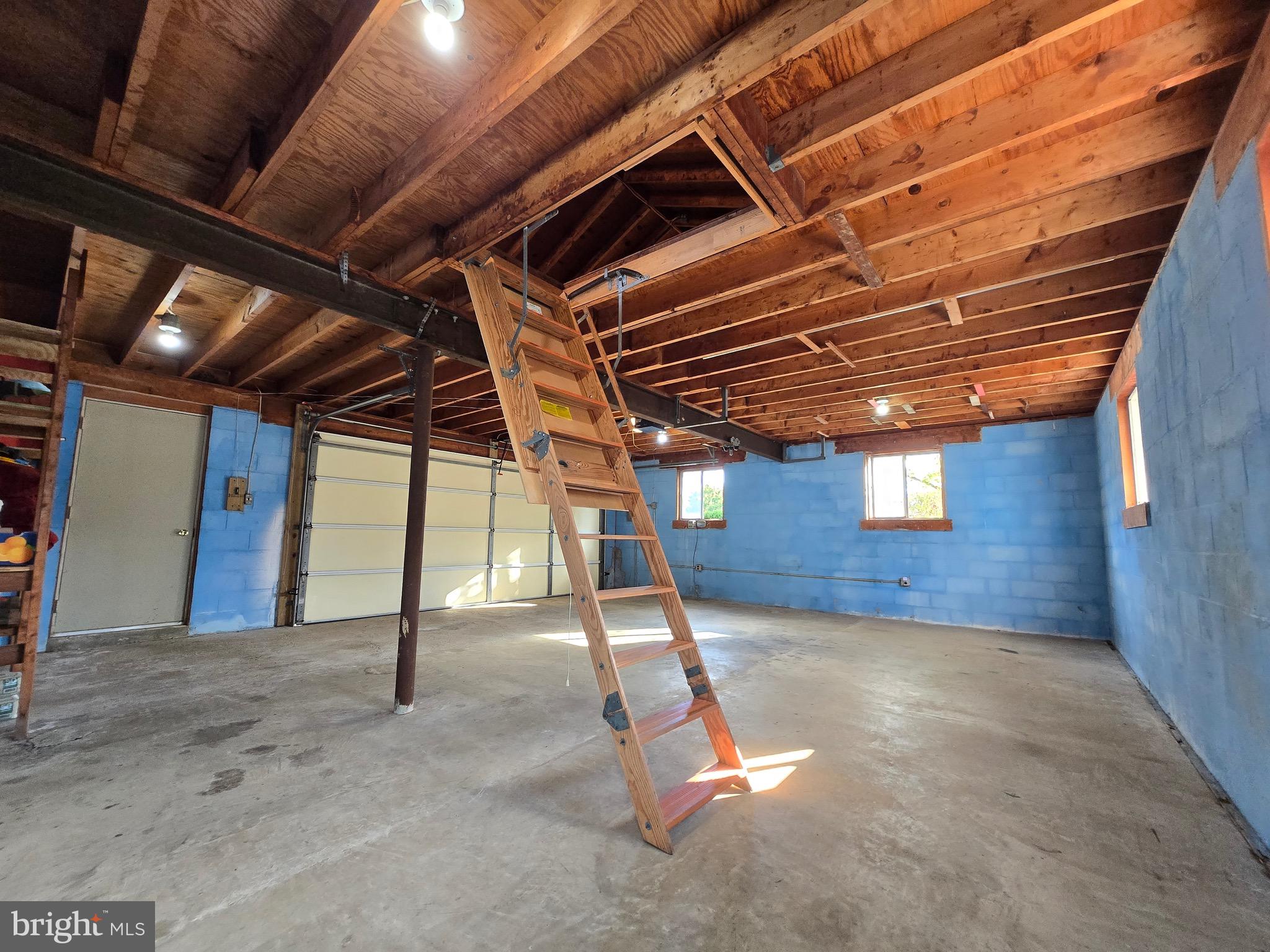 HAMMOND PARK - Residential