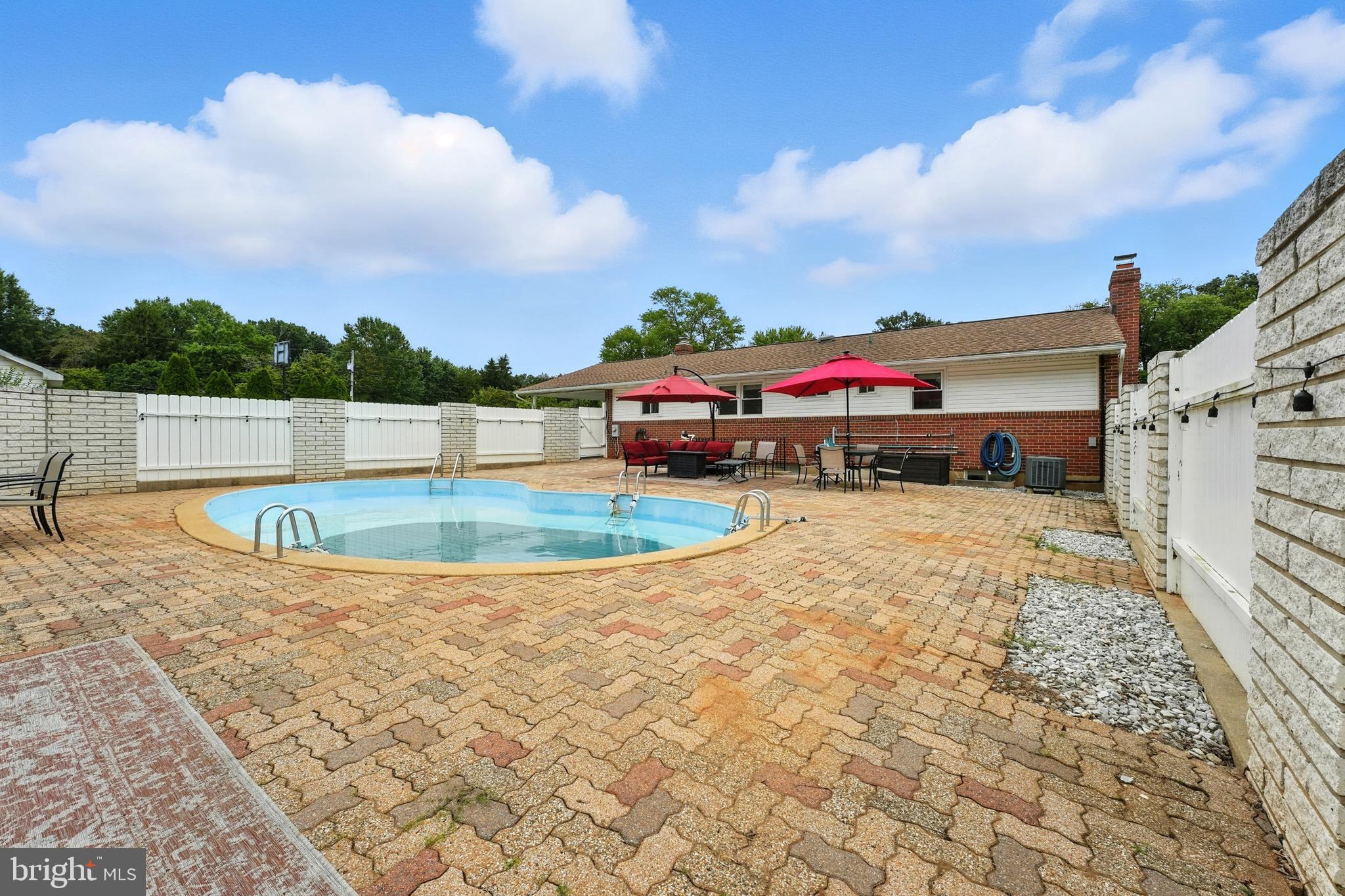 HAMMOND PARK - Residential