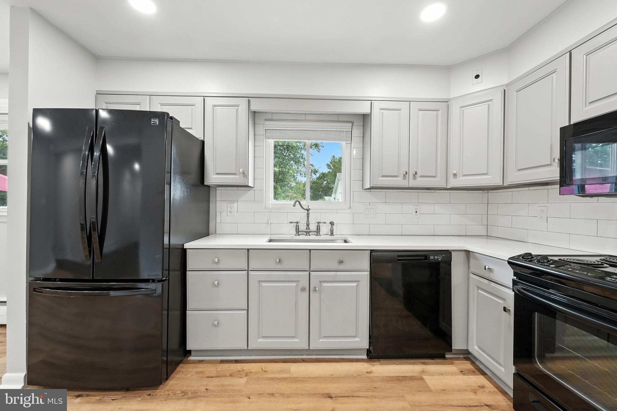 HAMMOND PARK - Residential