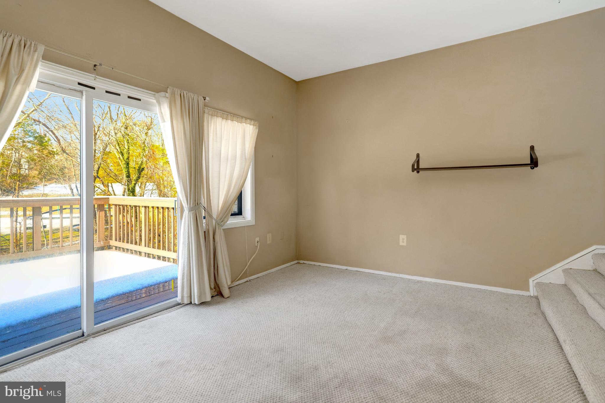 GREENFIELD FARM - Residential