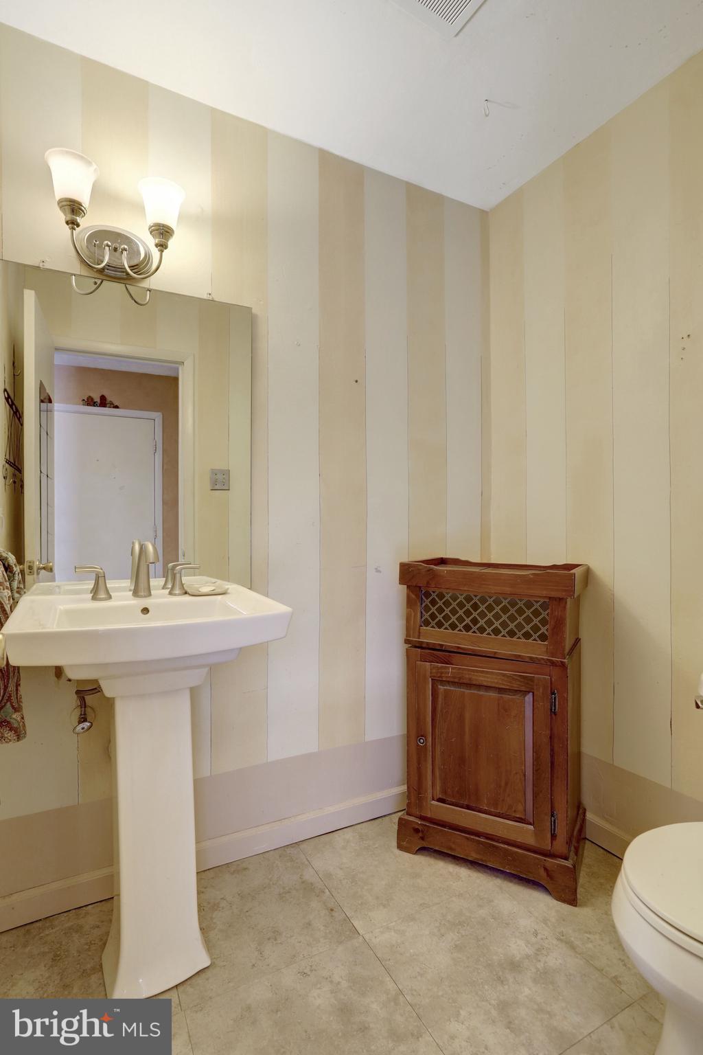 GREENFIELD FARM - Residential