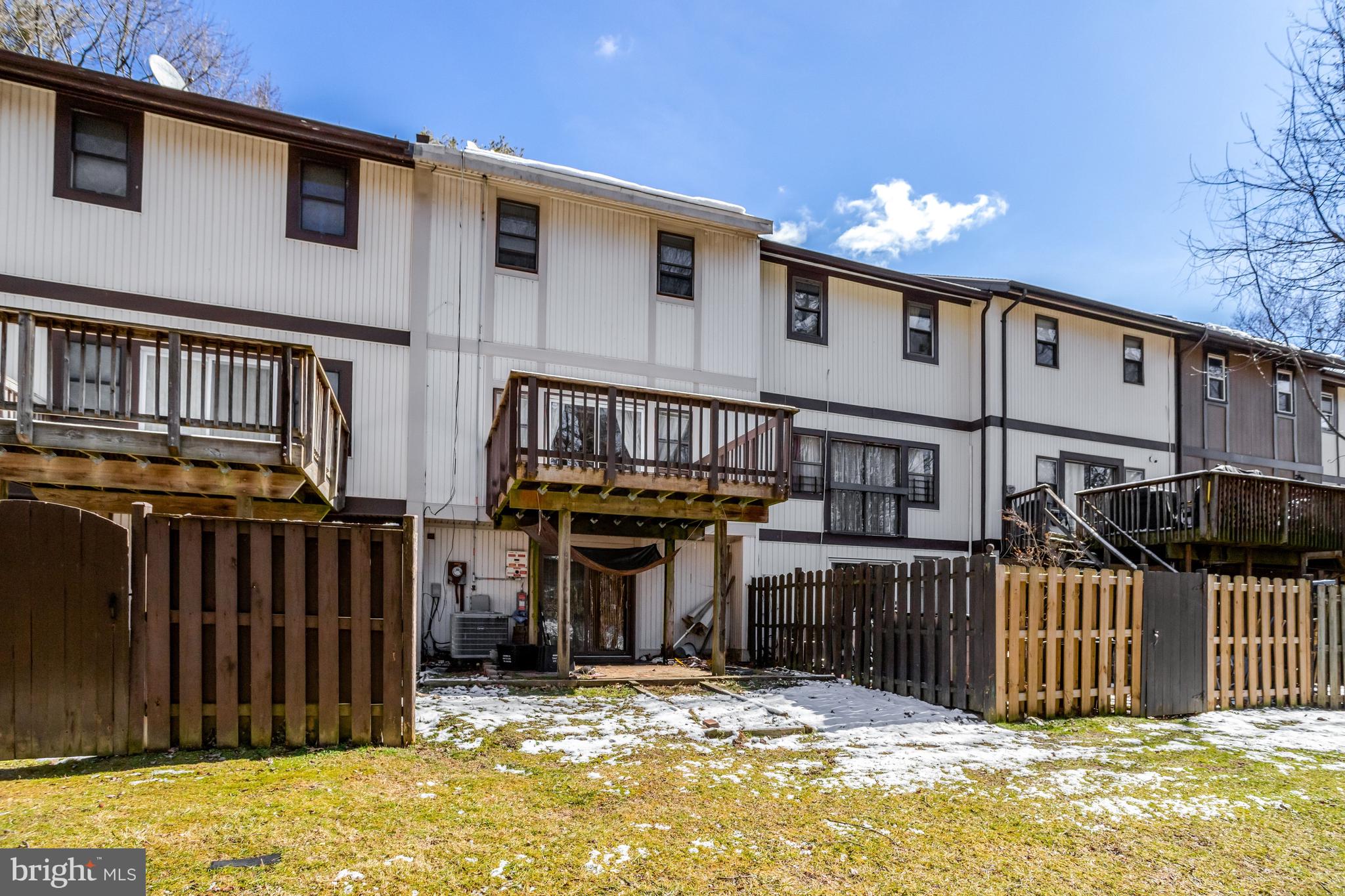 GREENFIELD FARM - Residential