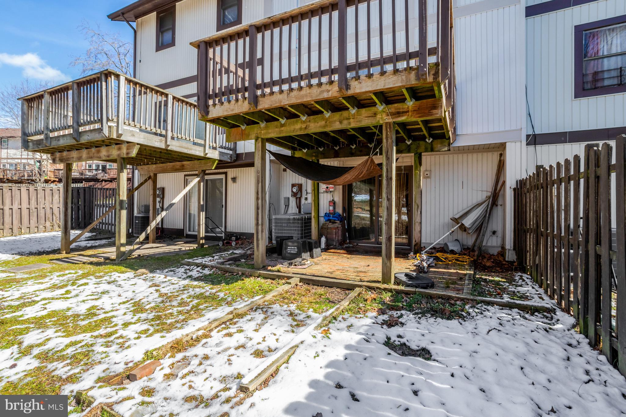 GREENFIELD FARM - Residential