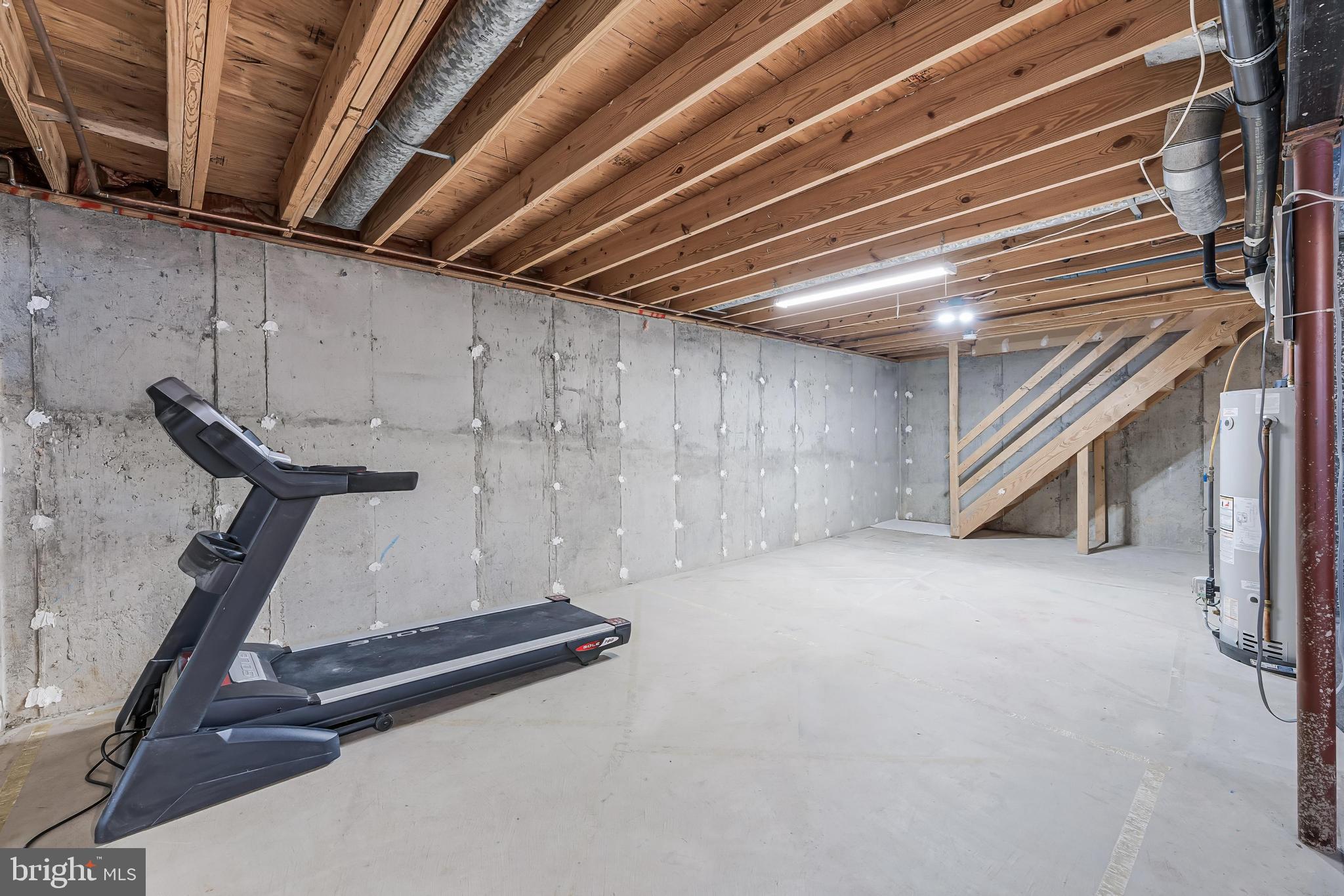 MONTEREY ESTATES - Residential