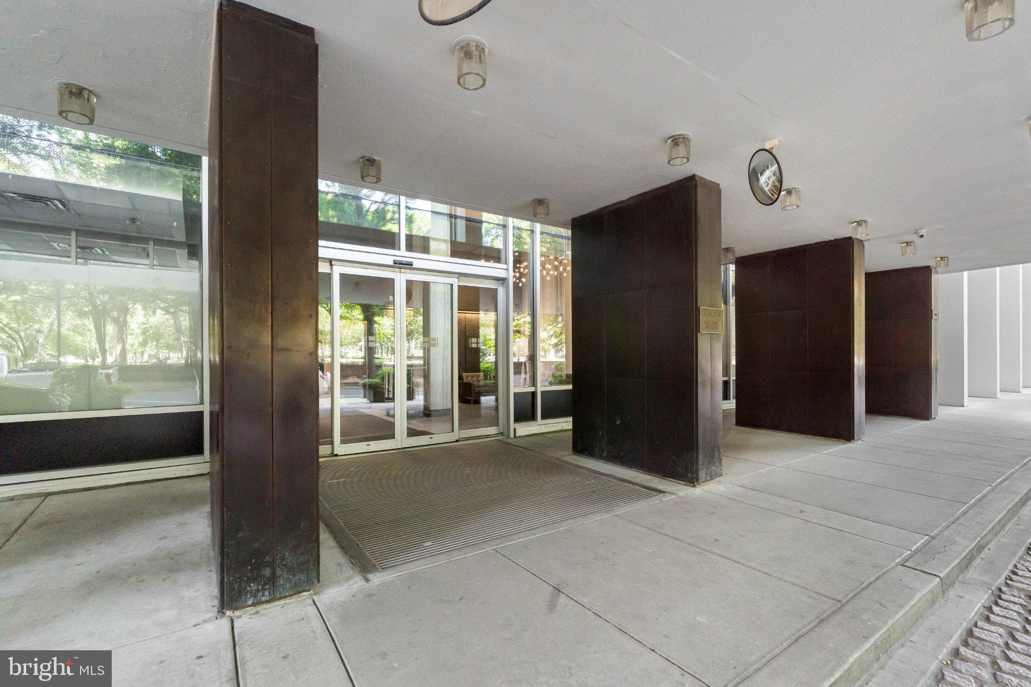 604 S WASHINGTON SQUARE 2108