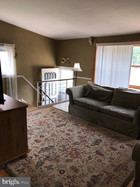FOX CHASE - Residential