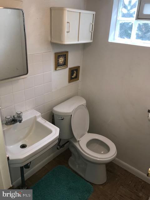 FOX CHASE - Residential
