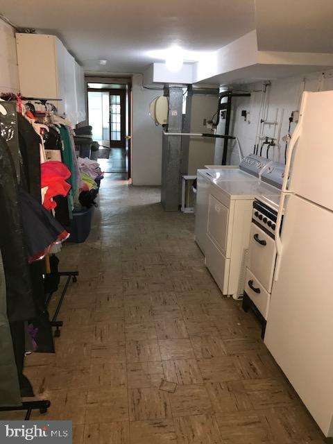 FOX CHASE - Residential