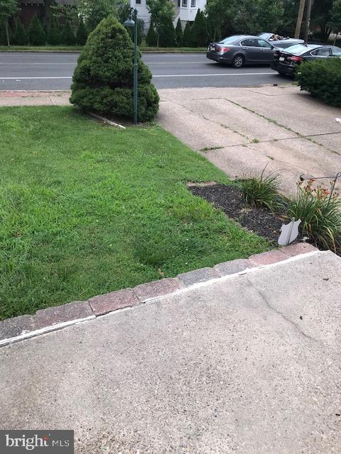 FOX CHASE - Residential