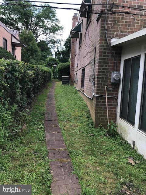 FOX CHASE - Residential