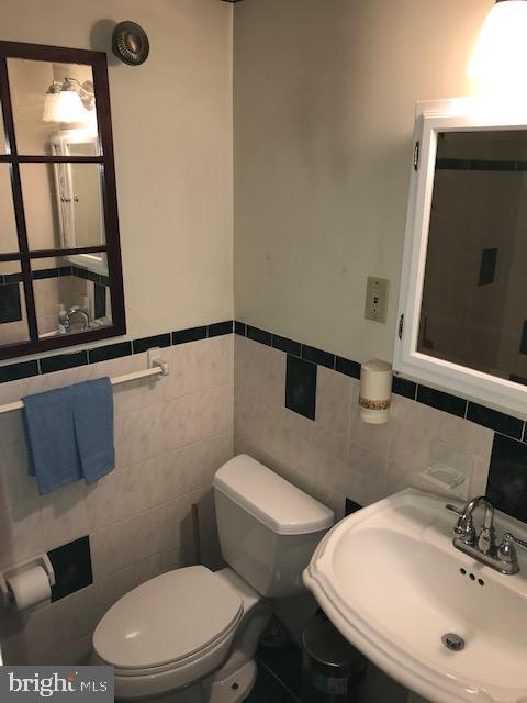 FOX CHASE - Residential