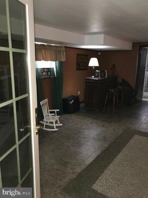 FOX CHASE - Residential