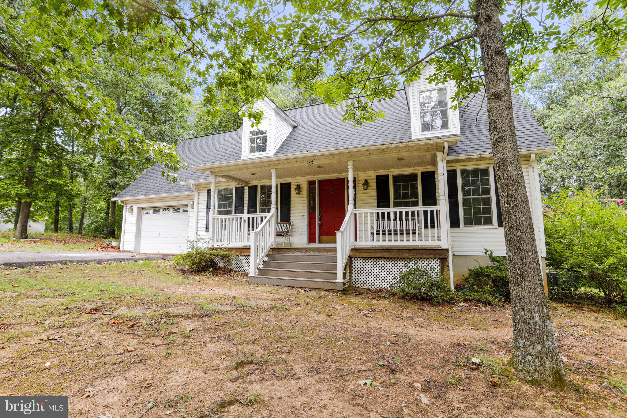 FOXCREST MANOR - Residential