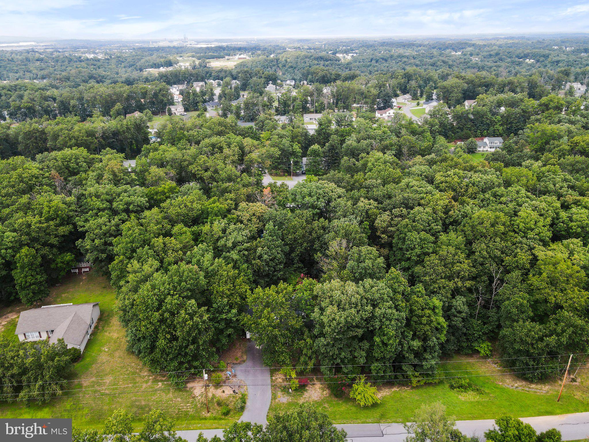 FOXCREST MANOR - Residential