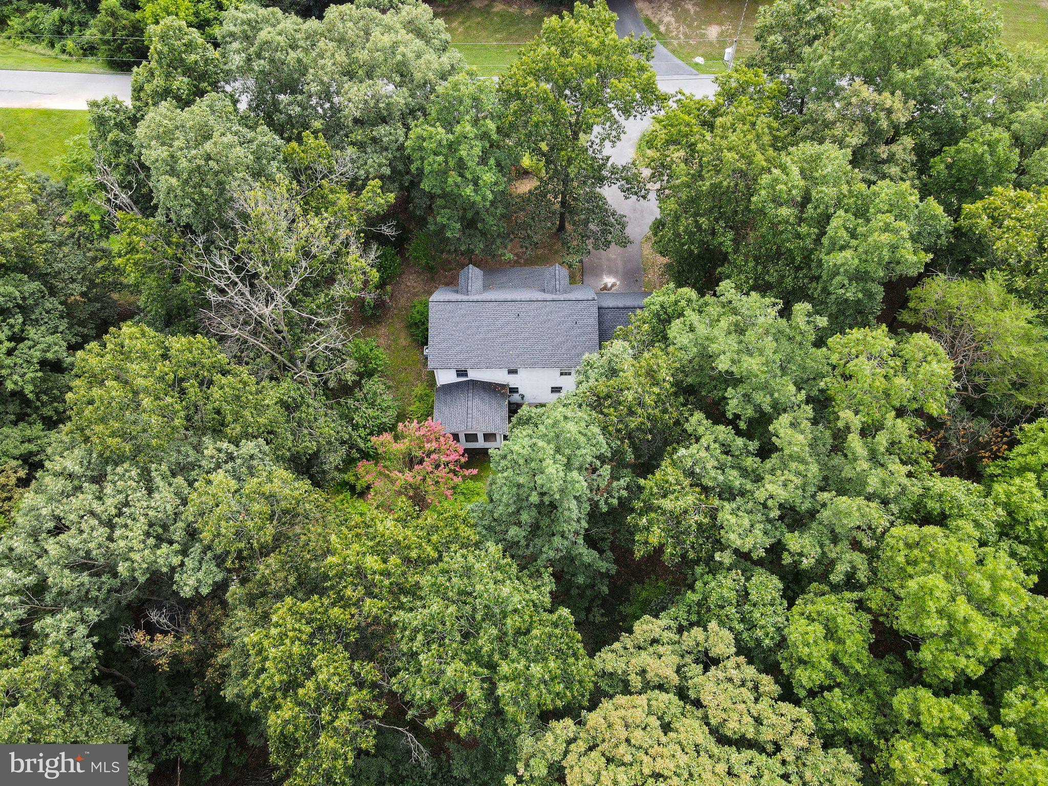 FOXCREST MANOR - Residential