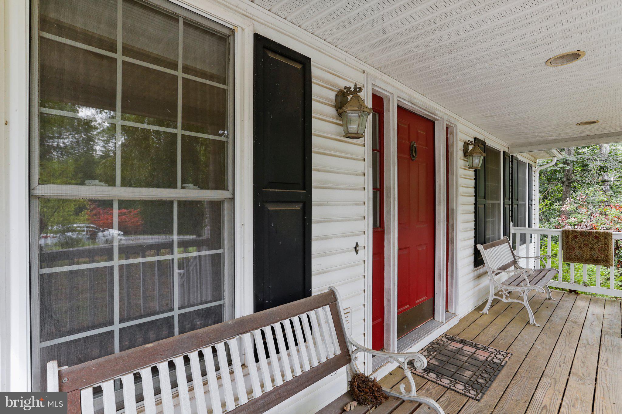 FOXCREST MANOR - Residential