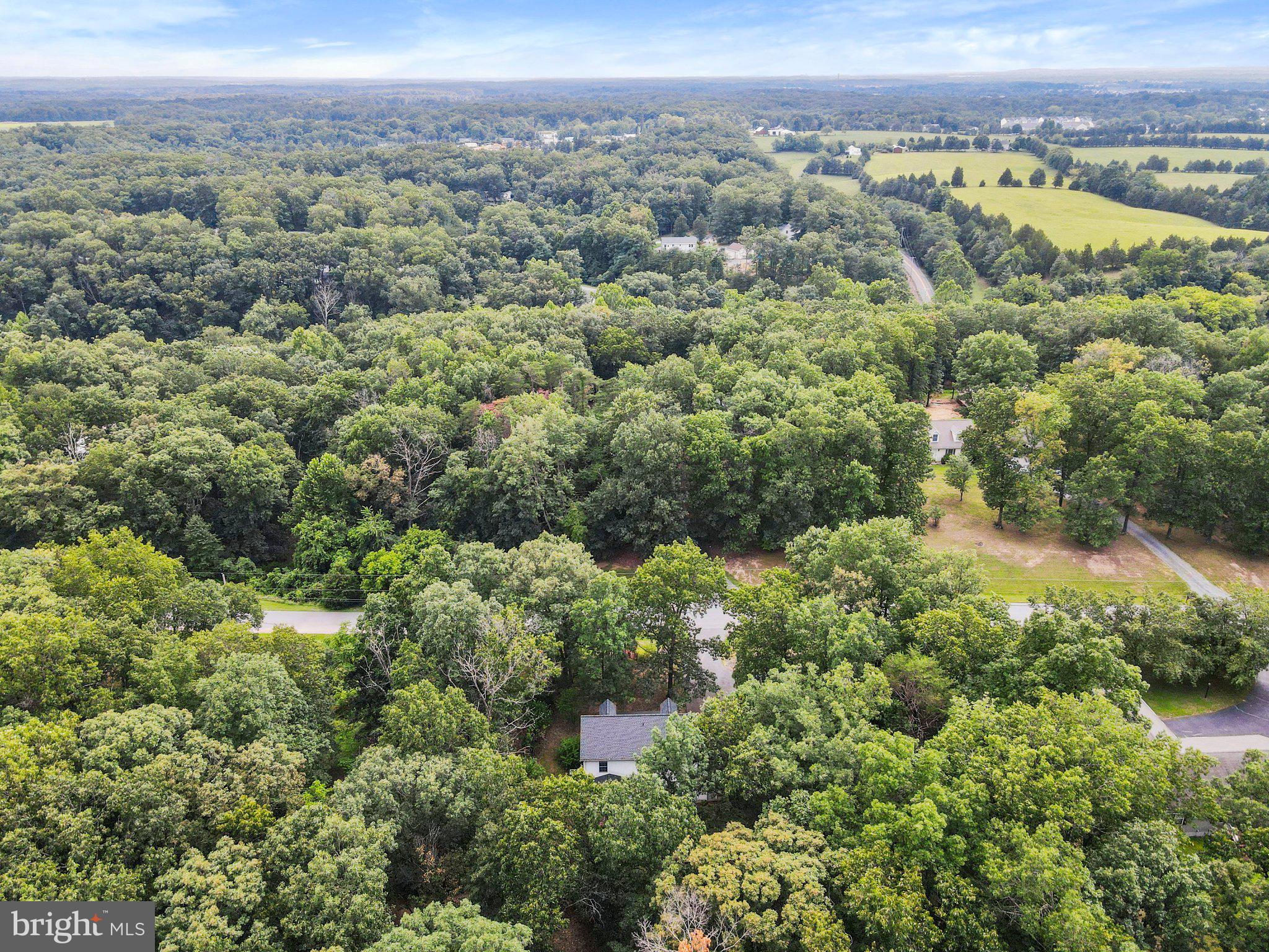 FOXCREST MANOR - Residential