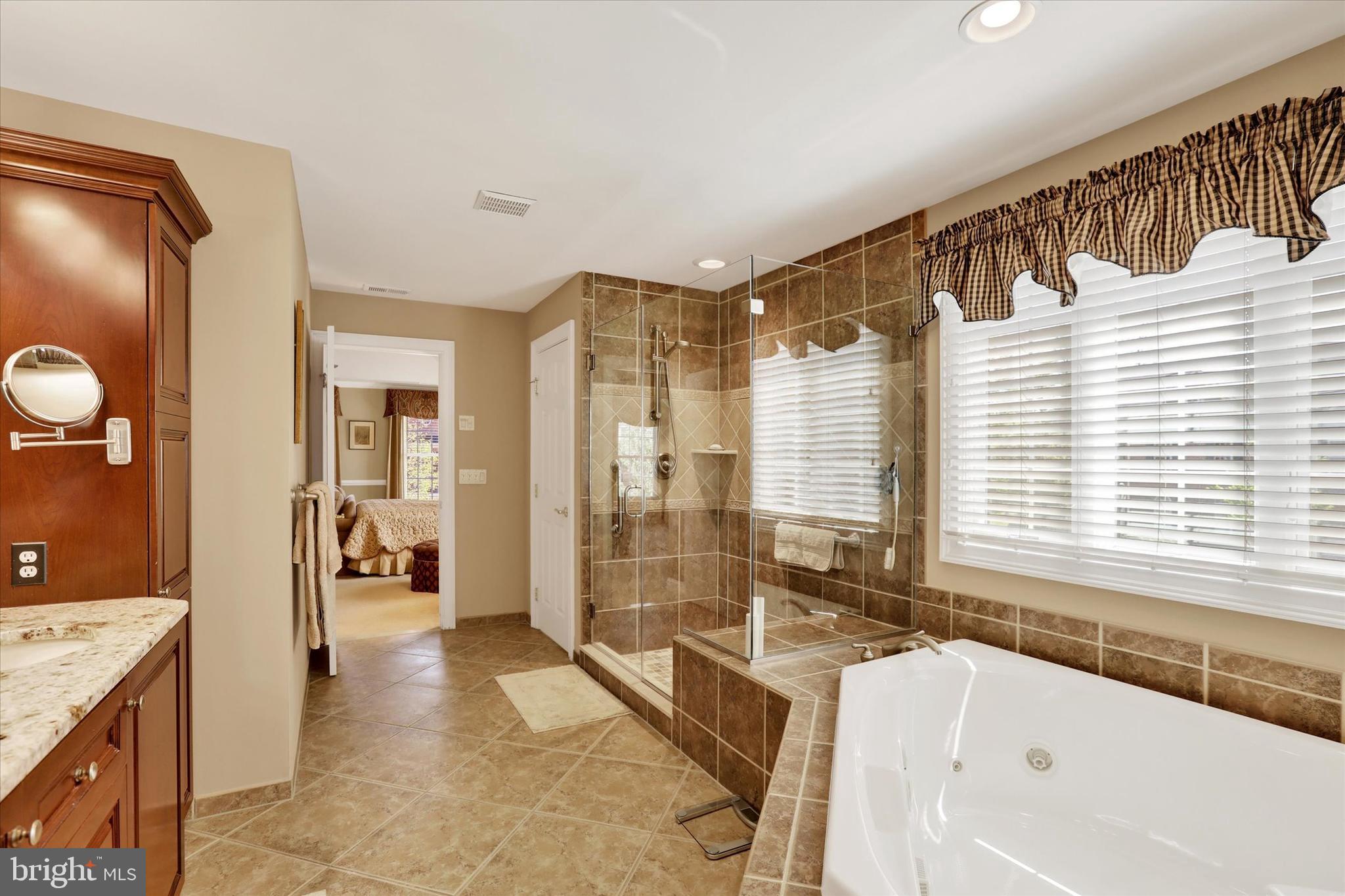 DELANCEY COURT - Residential