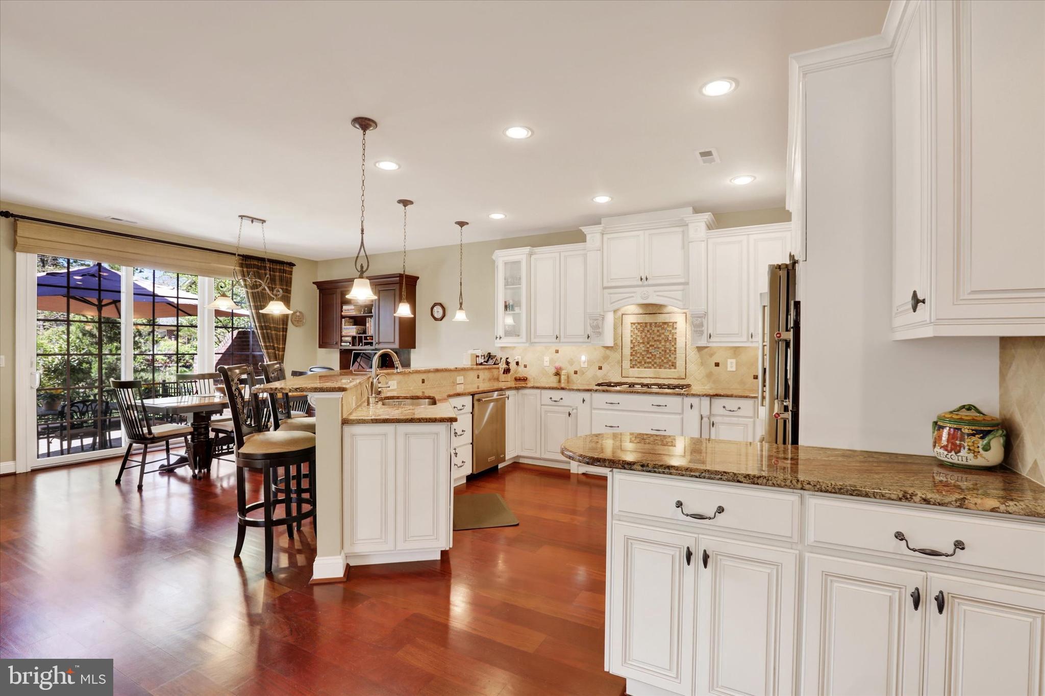 DELANCEY COURT - Residential