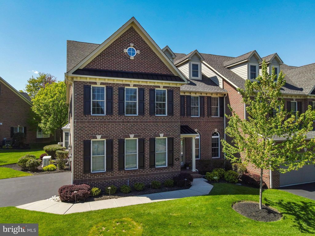 Photo of 86 Rittenhouse Circle, NEWTOWN, PA 18940 (MLS # PABU2118864)