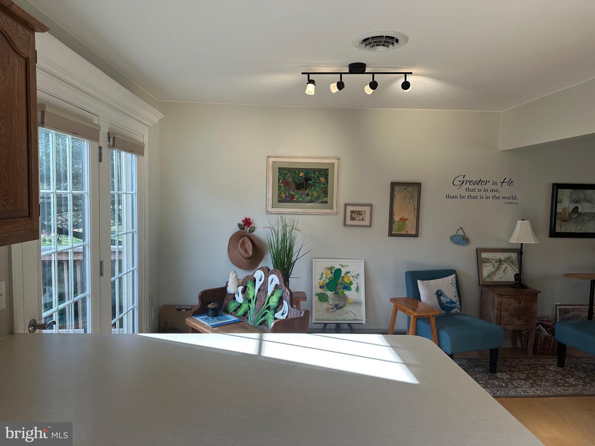 GEORGETOWN - Residential