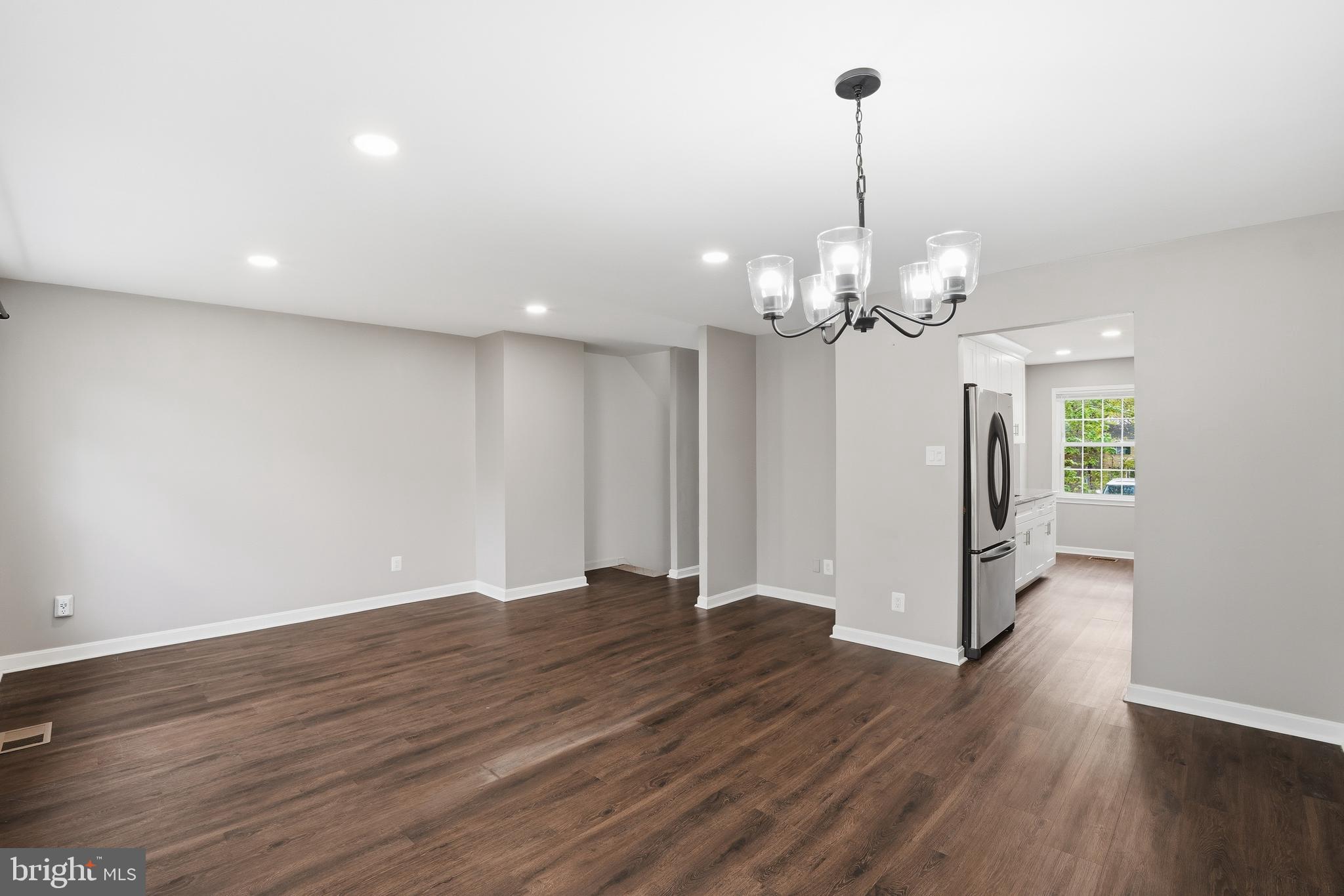 14874 LAMBETH SQUARE