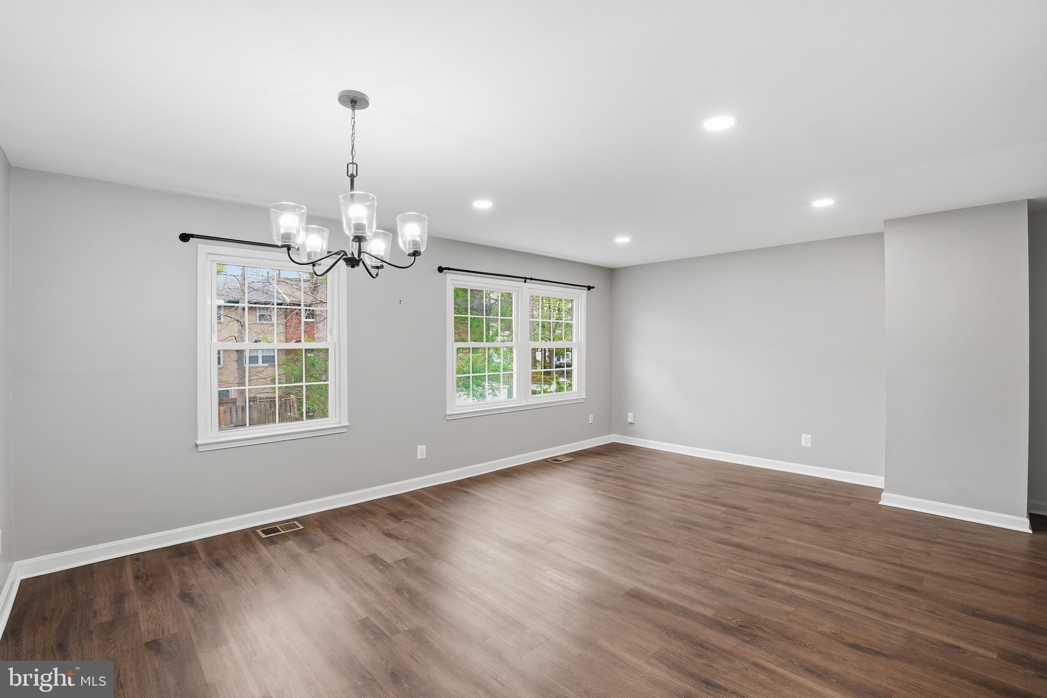 14874 LAMBETH SQUARE