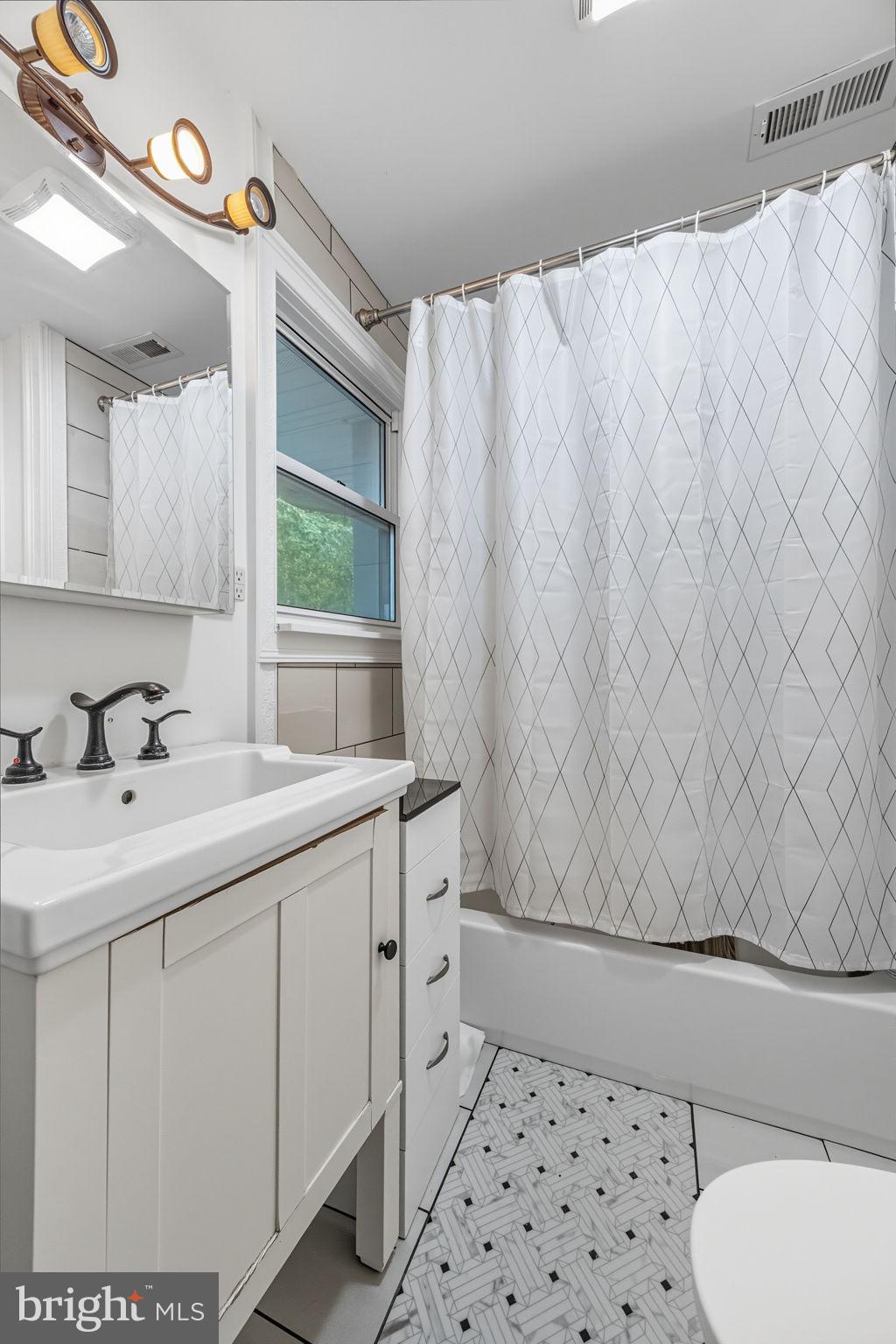 WINDROSE - Residential