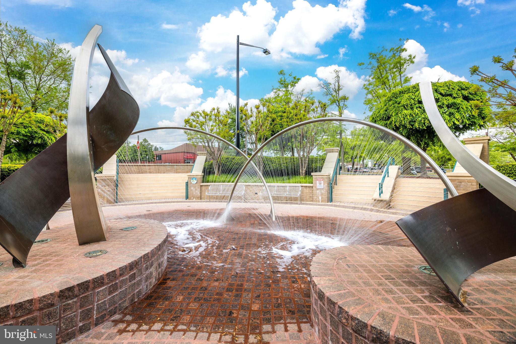 PALLADIUM AT MCLEAN - Residential