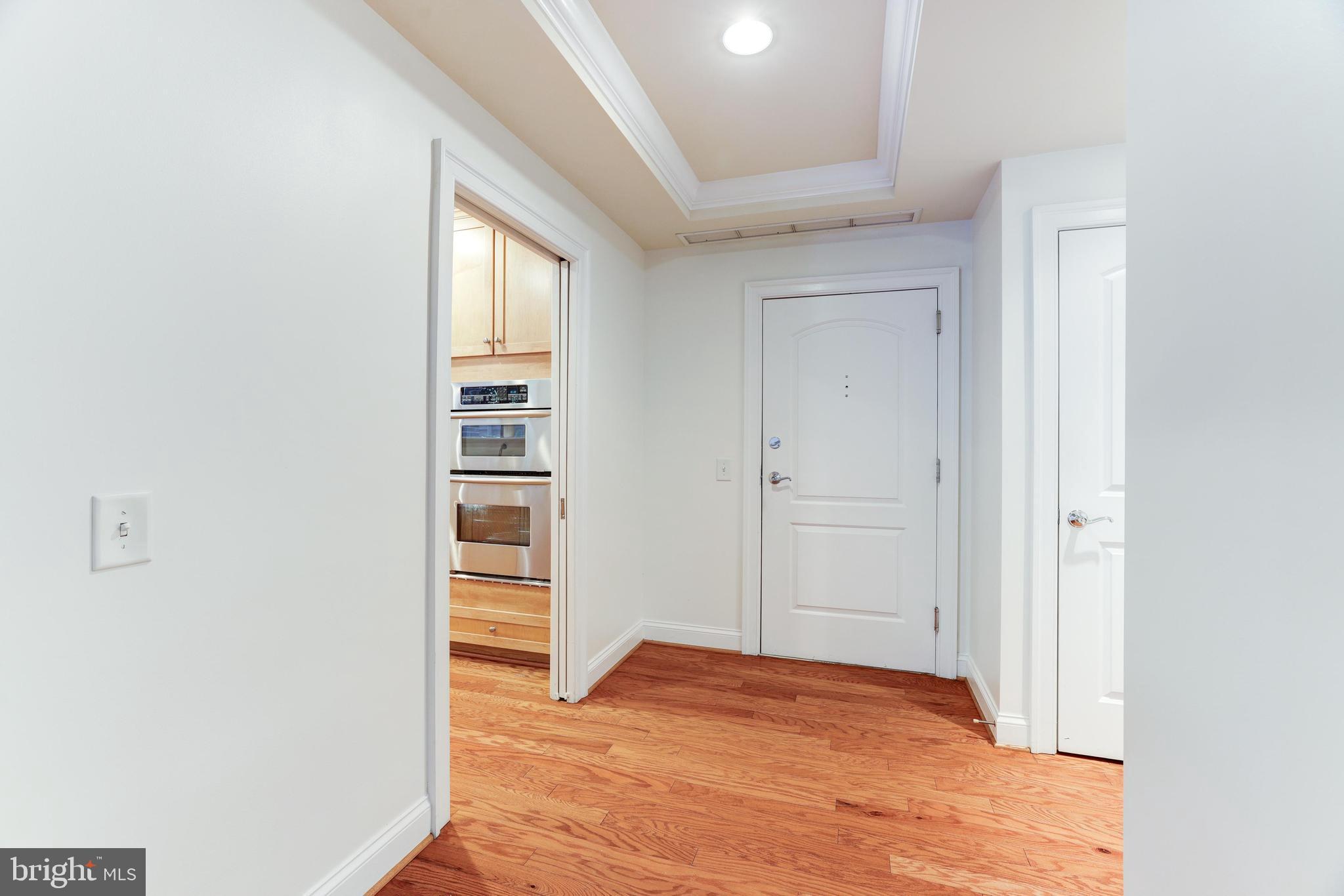 PALLADIUM AT MCLEAN - Residential