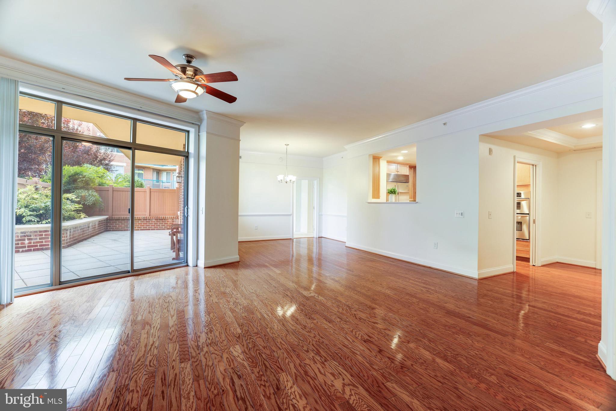 PALLADIUM AT MCLEAN - Residential