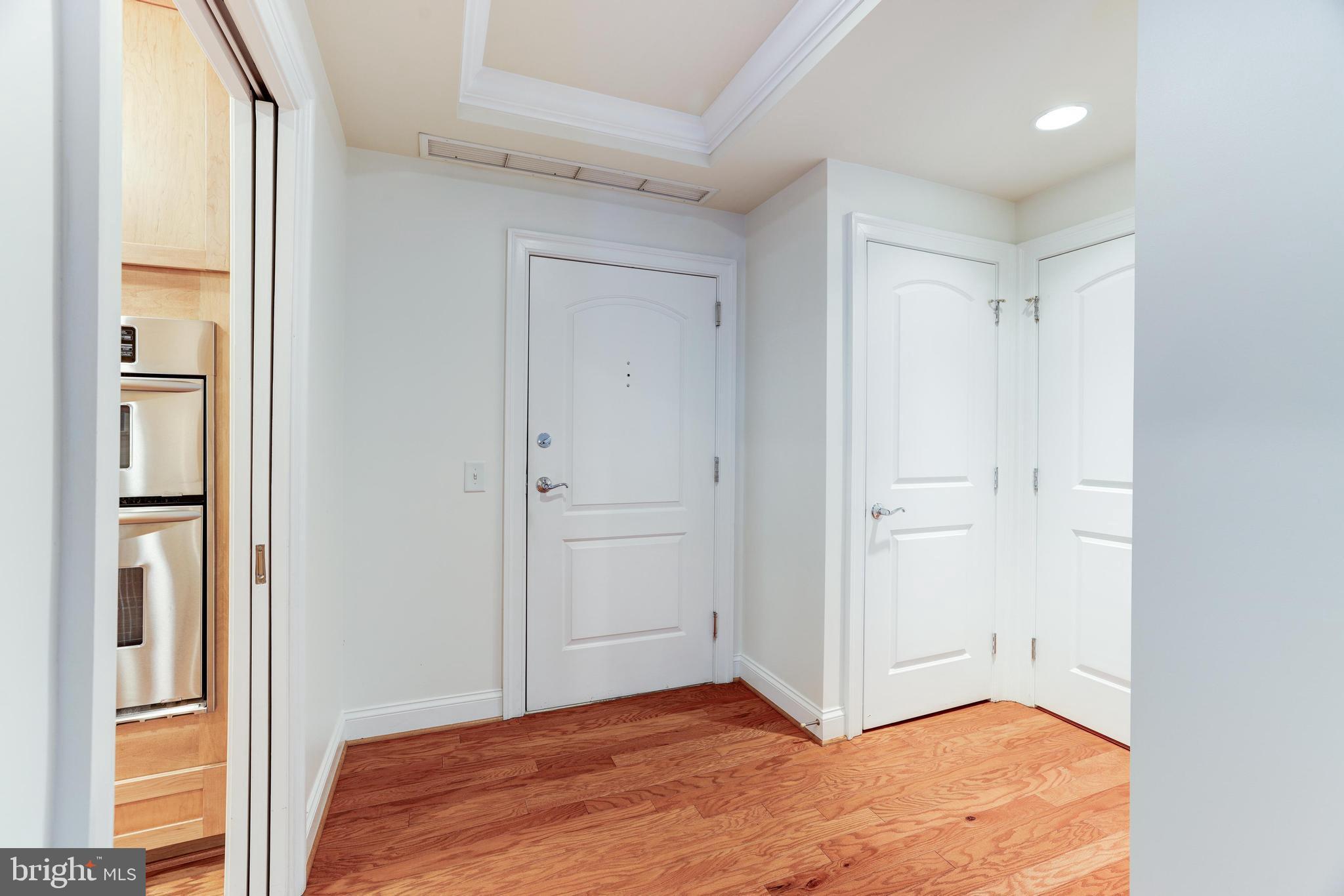 PALLADIUM AT MCLEAN - Residential