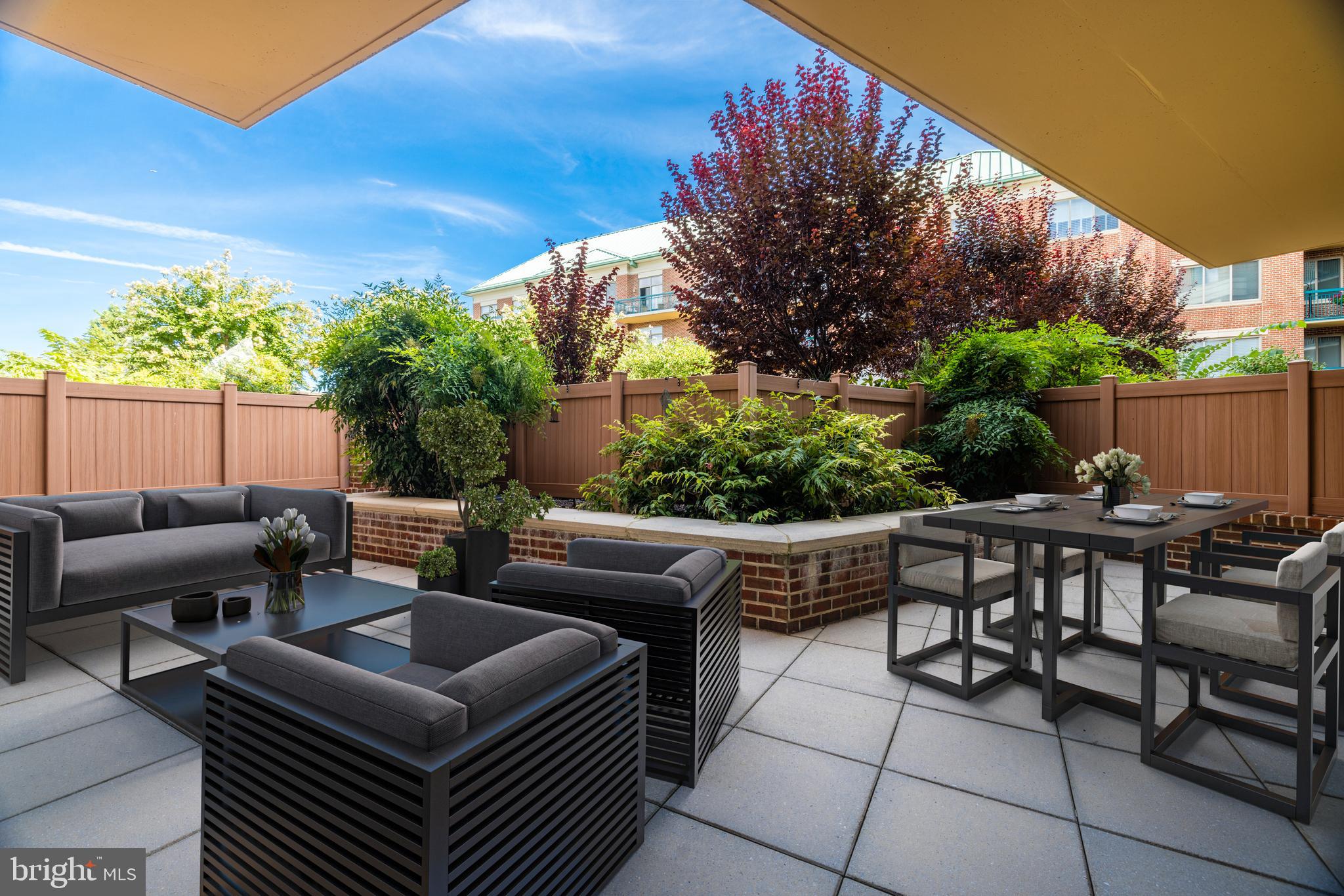 PALLADIUM AT MCLEAN - Residential