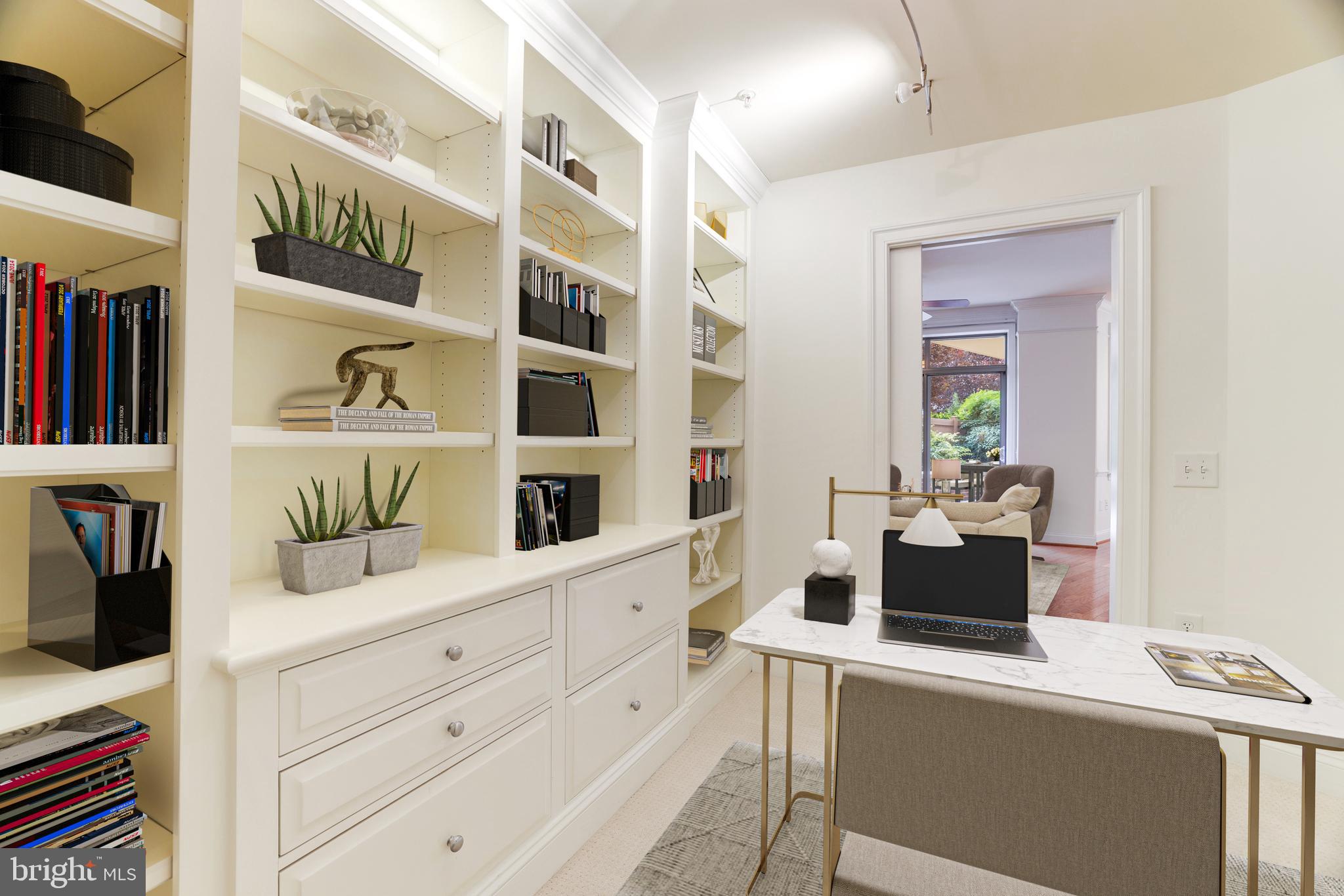 PALLADIUM AT MCLEAN - Residential