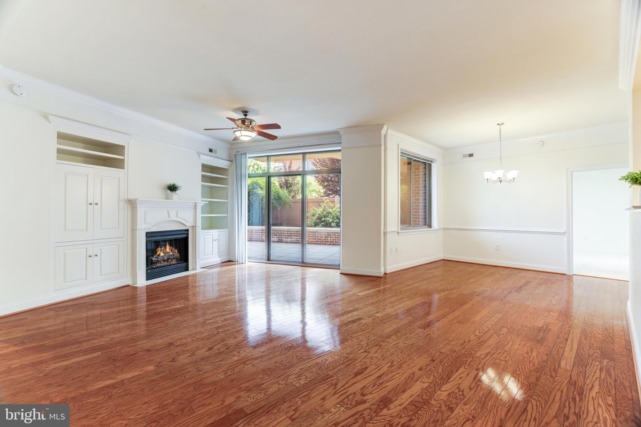 PALLADIUM AT MCLEAN - Residential