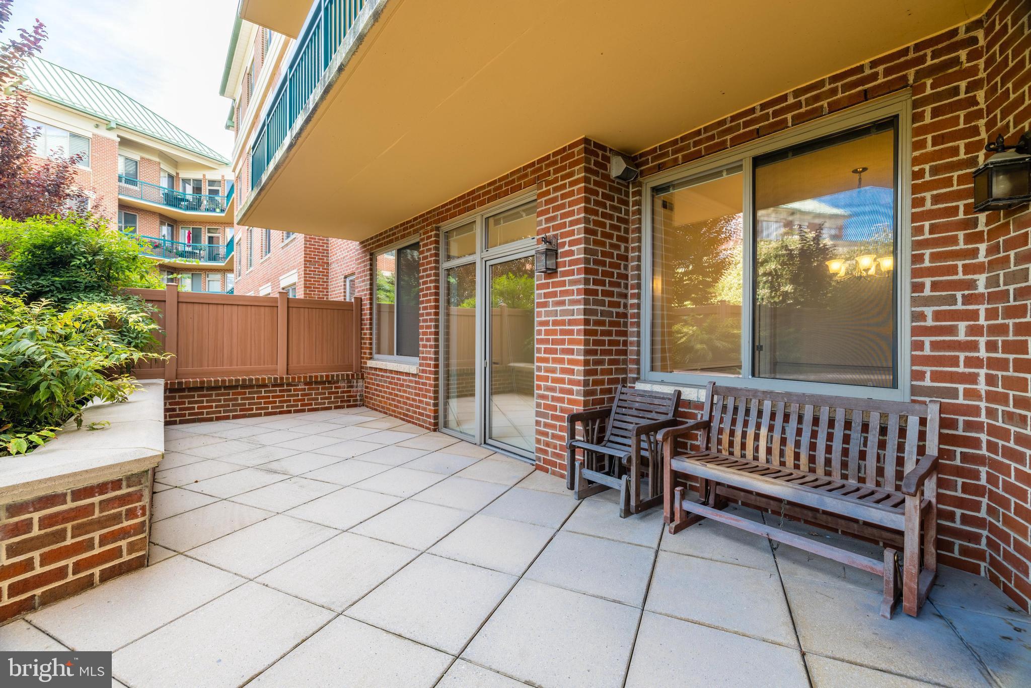 PALLADIUM AT MCLEAN - Residential