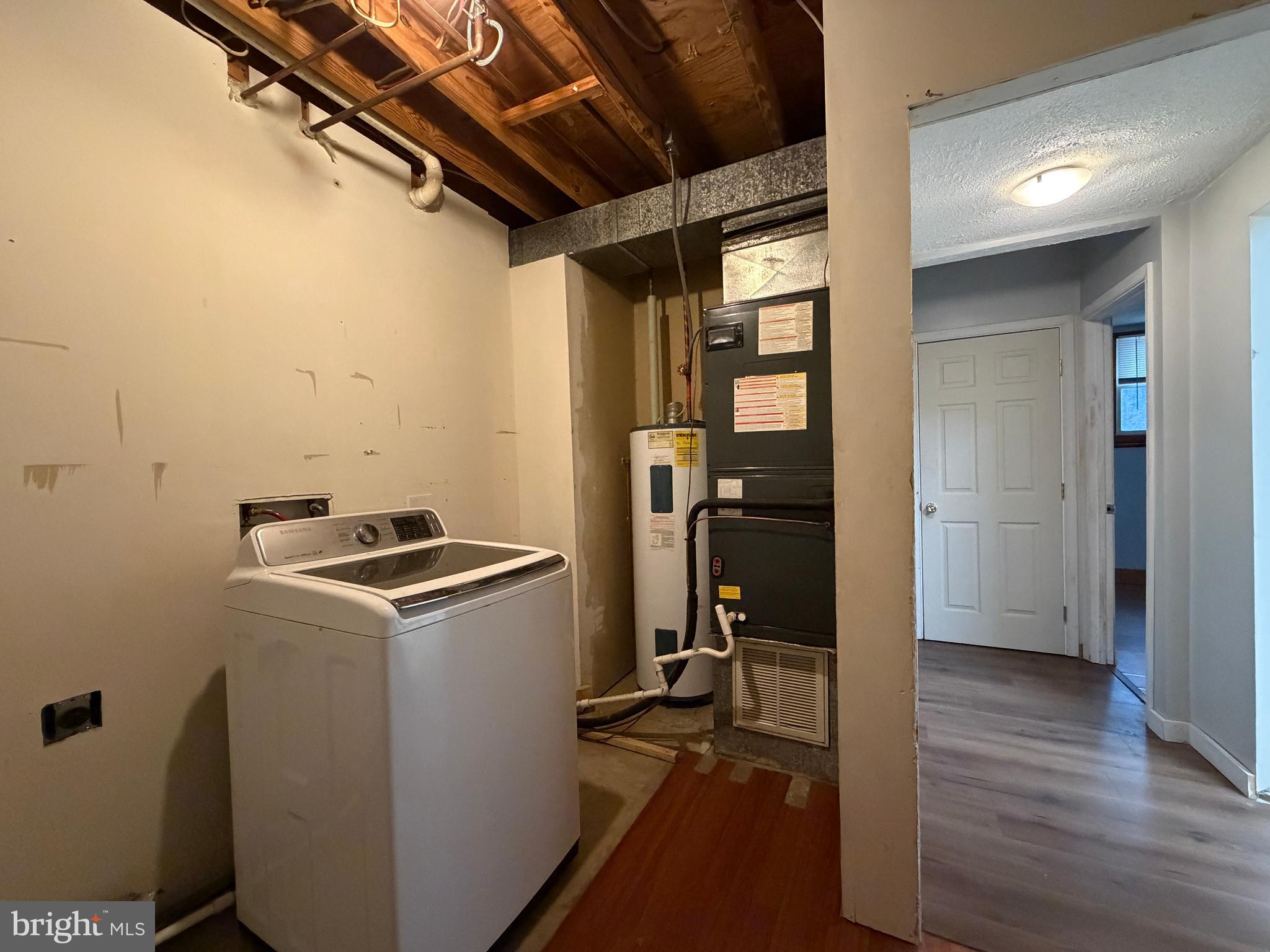 WIDOW WOODS - Residential