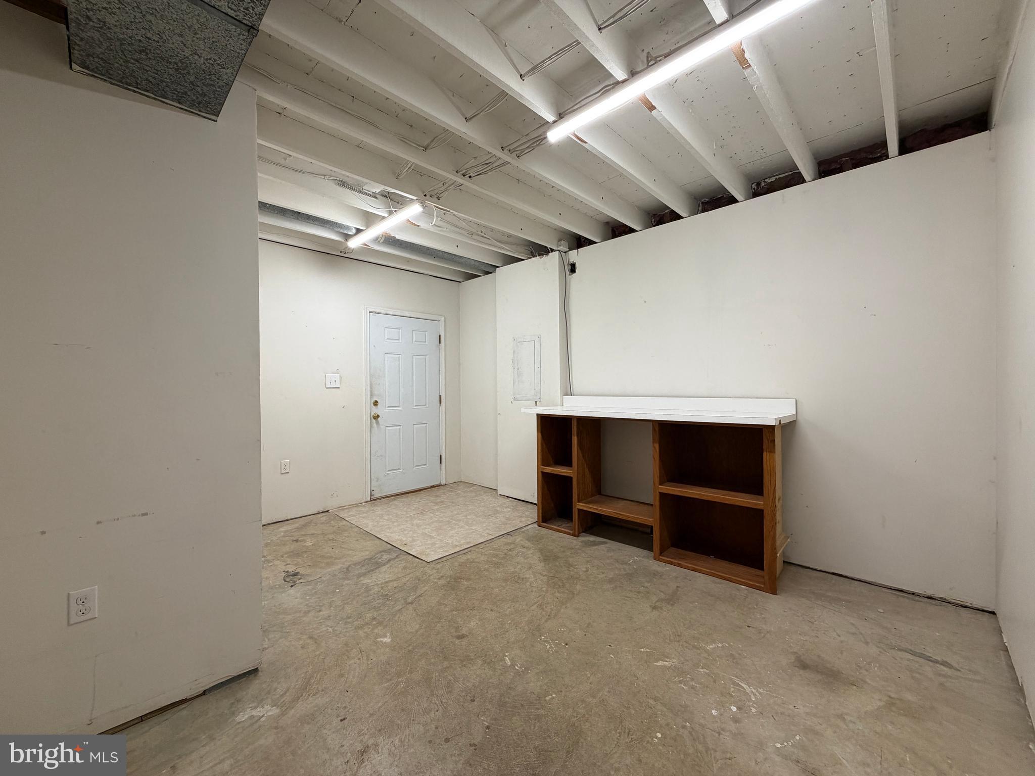 WIDOW WOODS - Residential