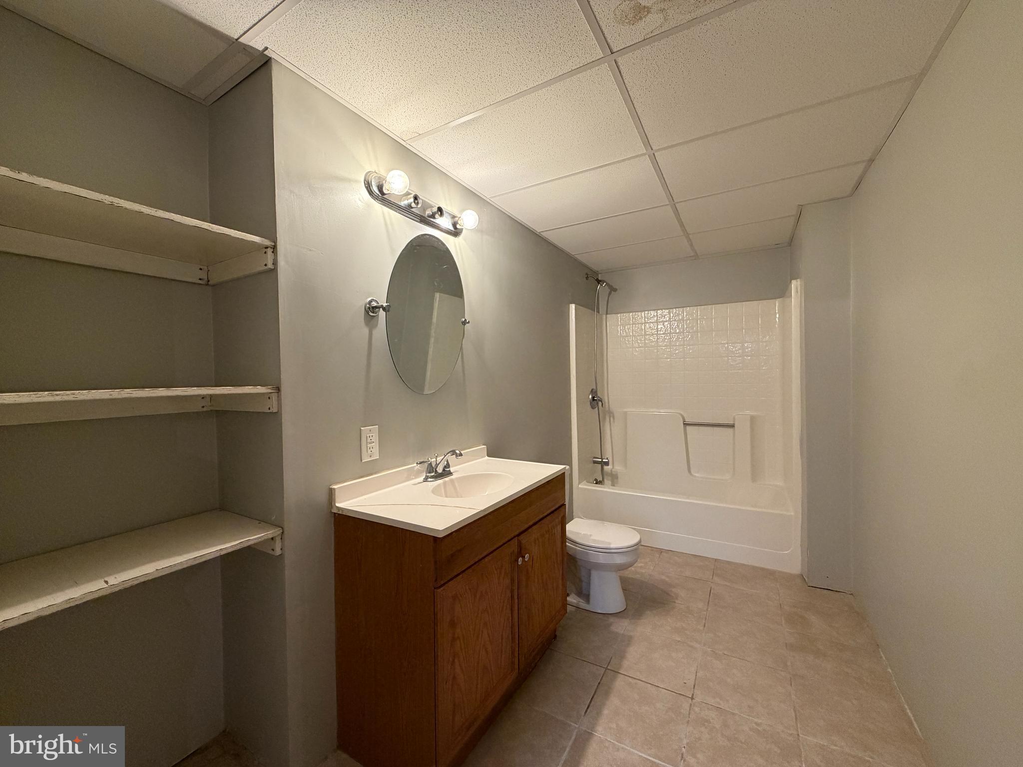 WIDOW WOODS - Residential