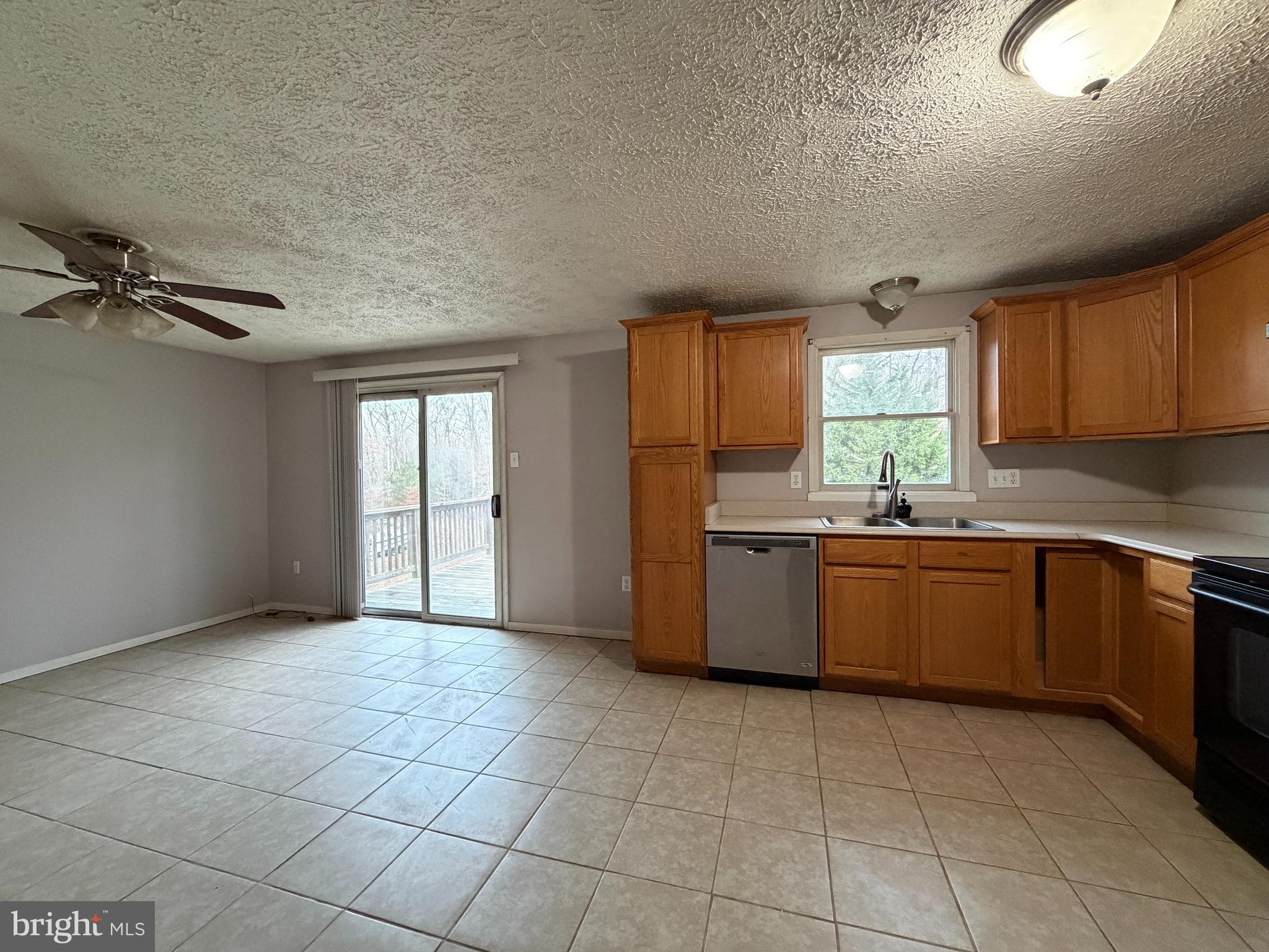 WIDOW WOODS - Residential