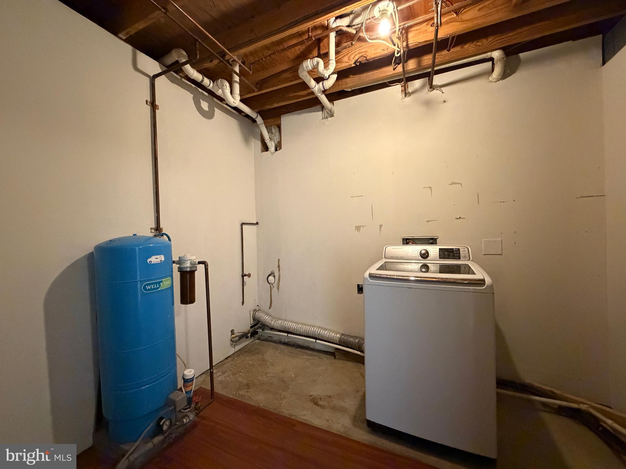 WIDOW WOODS - Residential