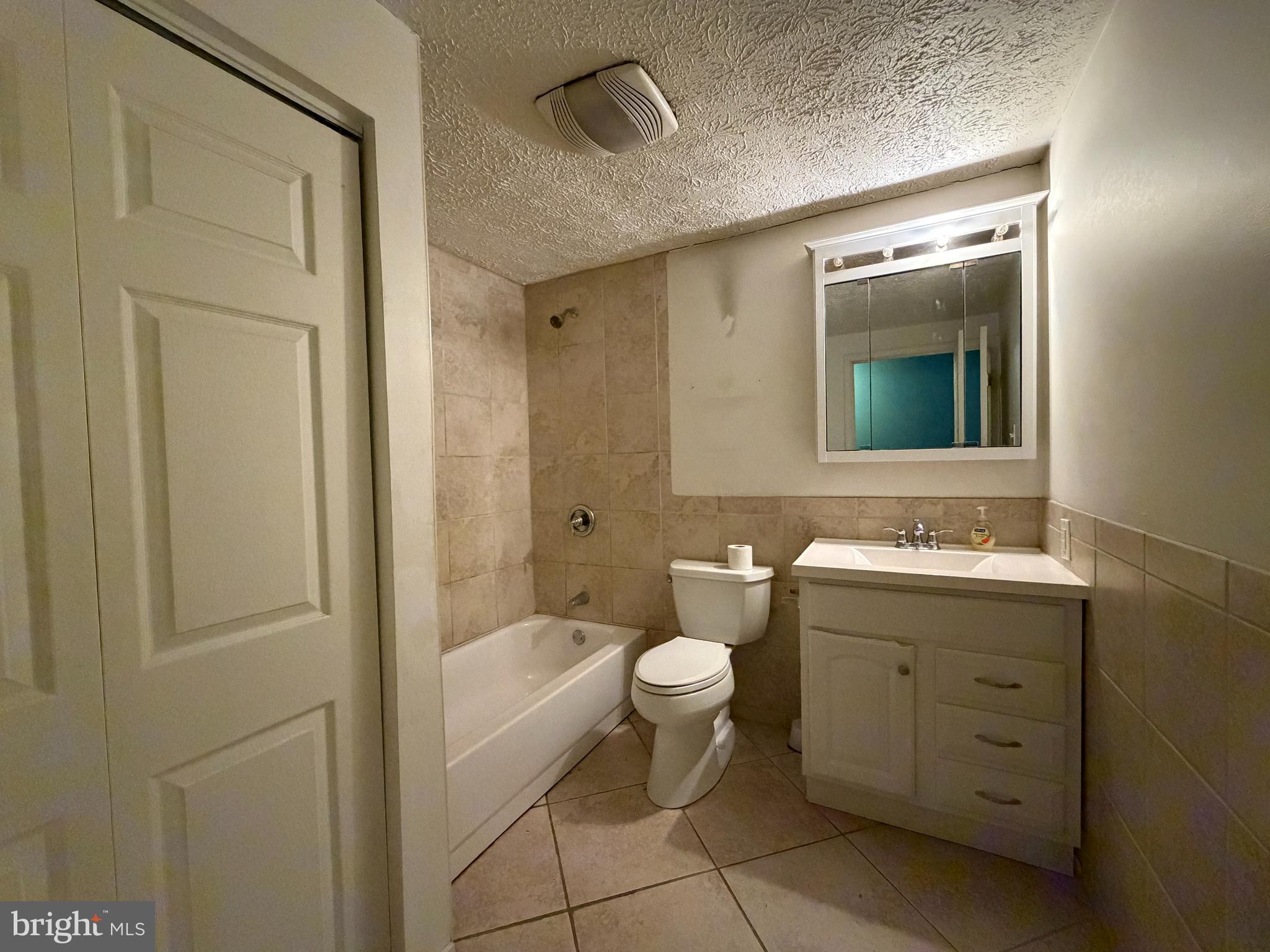 WIDOW WOODS - Residential