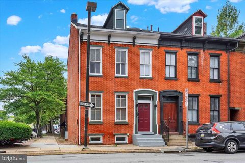 238 W PHILADELPHIA STREET YORK PA 17401