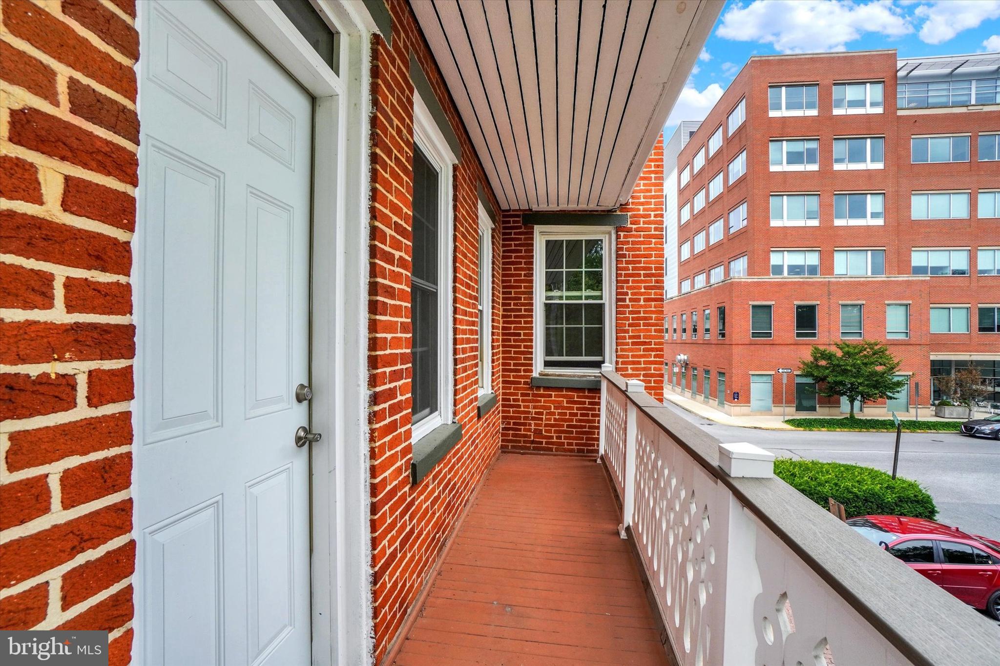 DOWNTOWN YORK - Residential