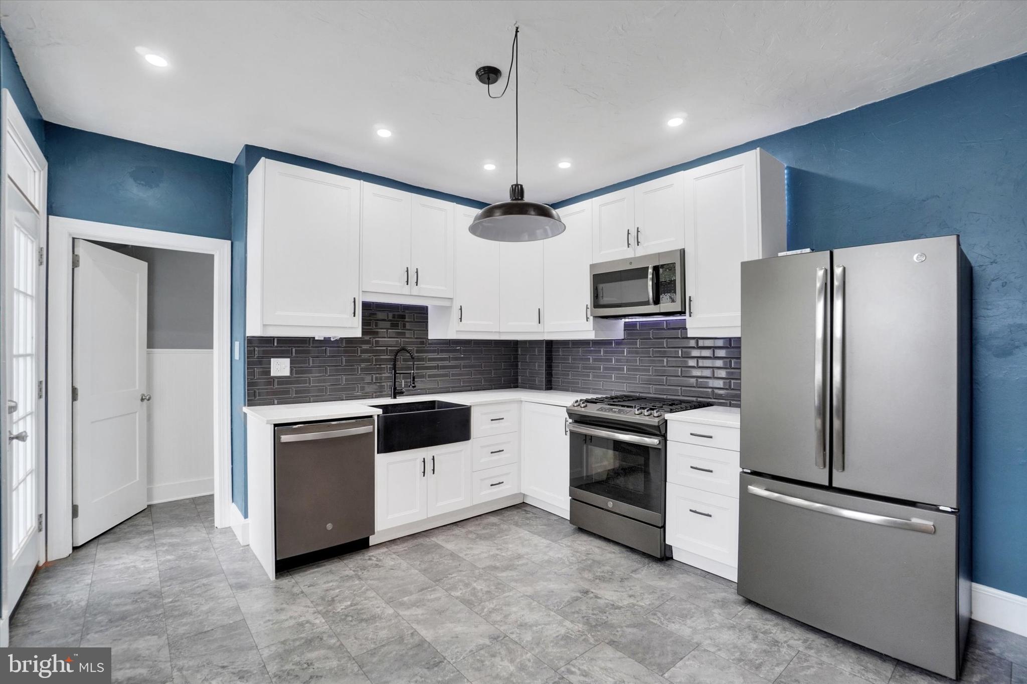 DOWNTOWN YORK - Residential