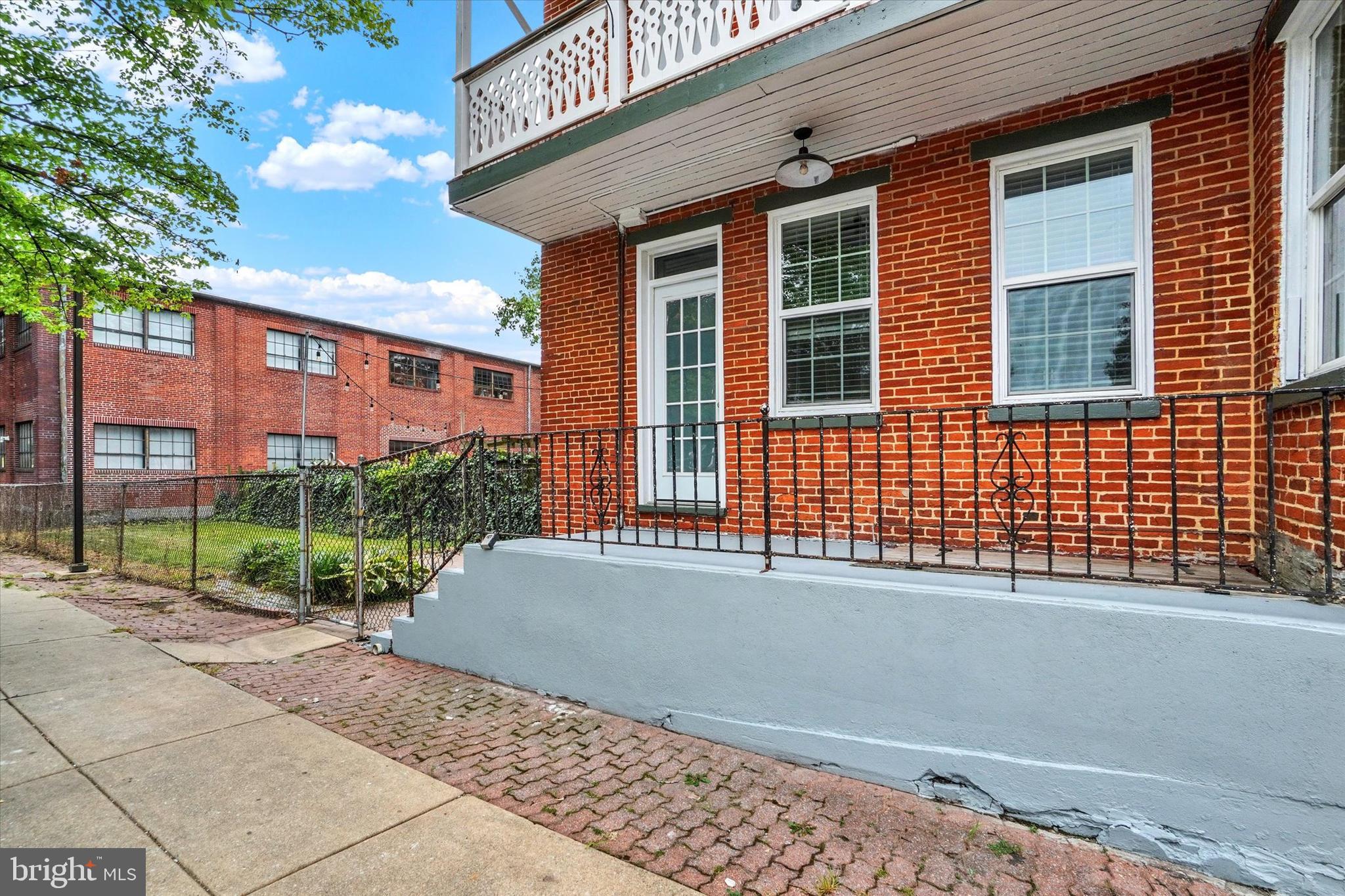 DOWNTOWN YORK - Residential