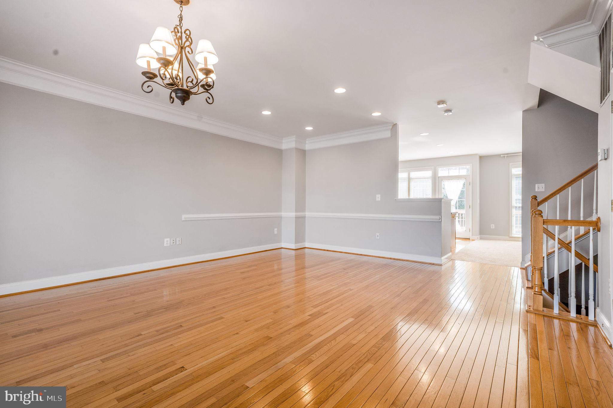 FAIRFAX CENTER LANDBAY - Residential