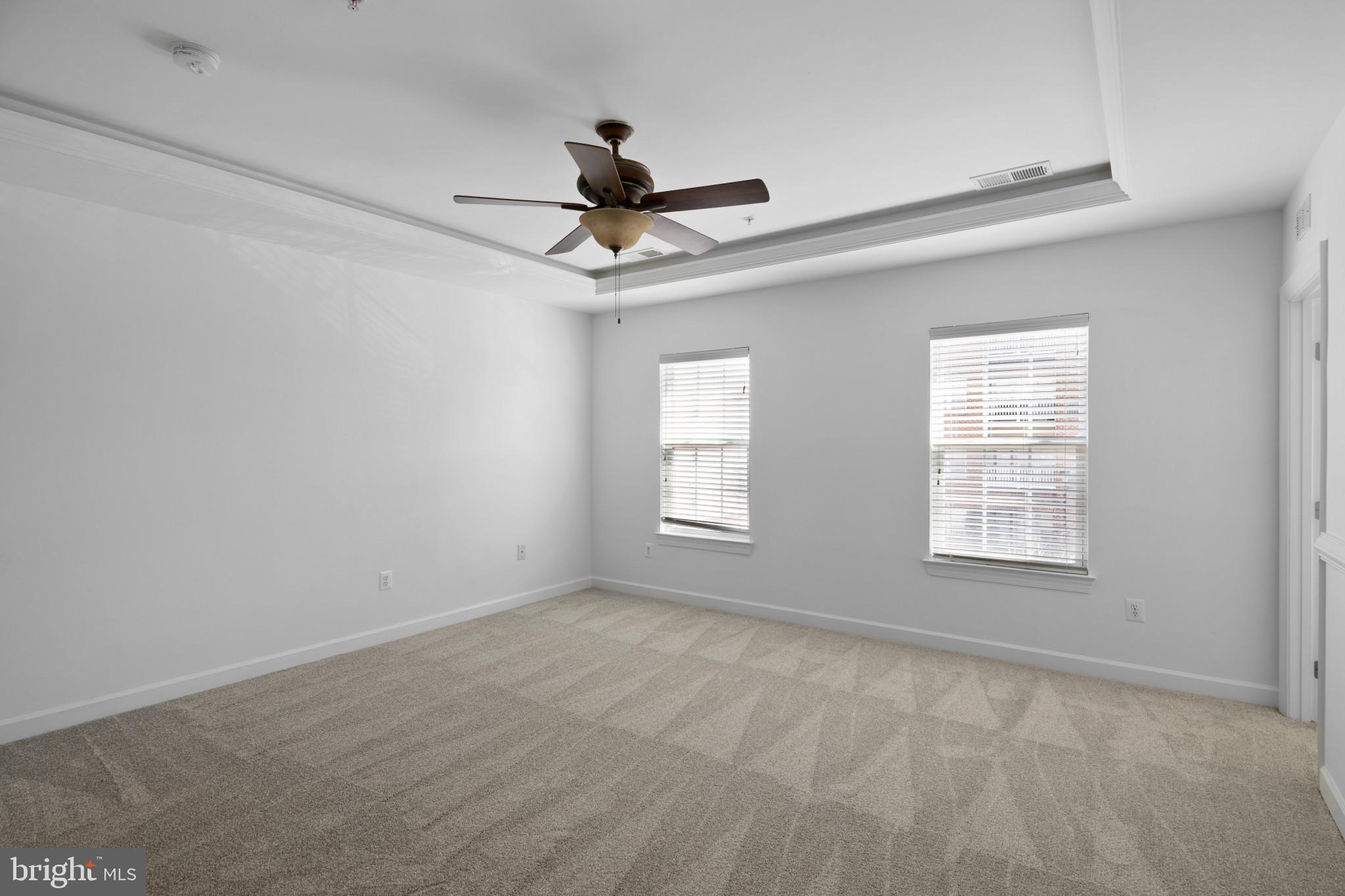 ELKRIDGE CROSSING - Residential