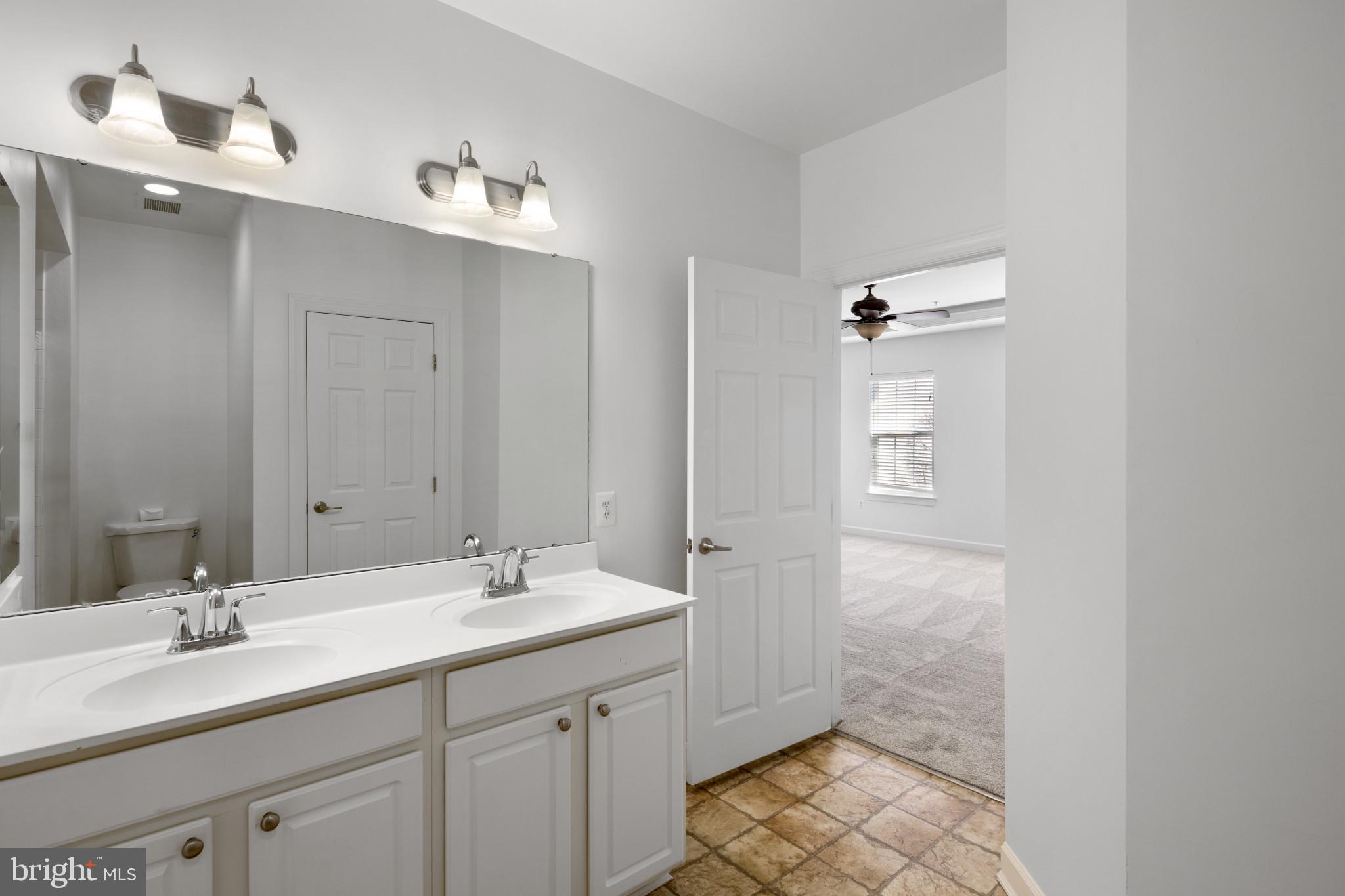 ELKRIDGE CROSSING - Residential